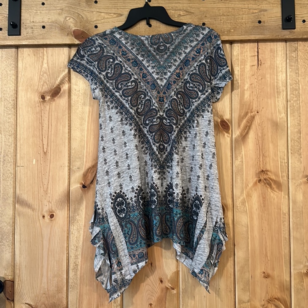 Altar’d state tunic - Picture 2 of 12
